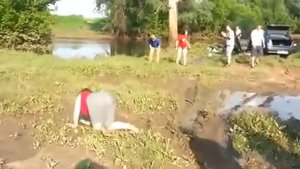 Пьяная тёлка,,смотрим что будет!!!