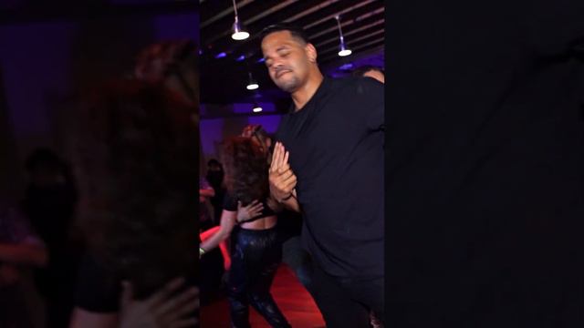 FAUSTO FELIX AND CLAUDIA DANCING BACHATA AT SALSATION 2022