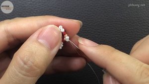 DIY summer stud earrings. How to make beaded jewelry