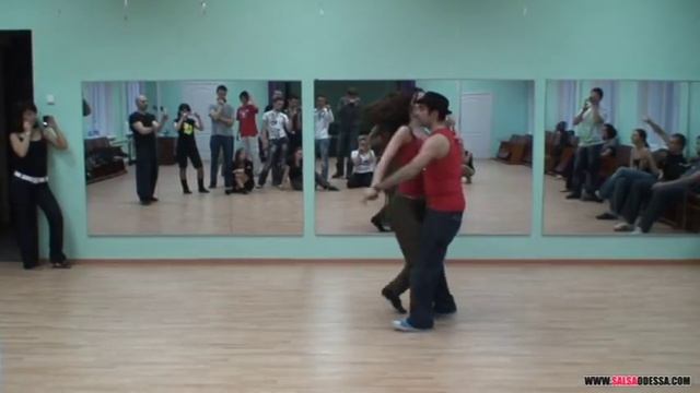 Salsa video: Стас Бакаляр и Марина Осмакова - Бачата смотреть онлайн