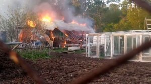 Уфа д. Максимовка сгорел дом и баня