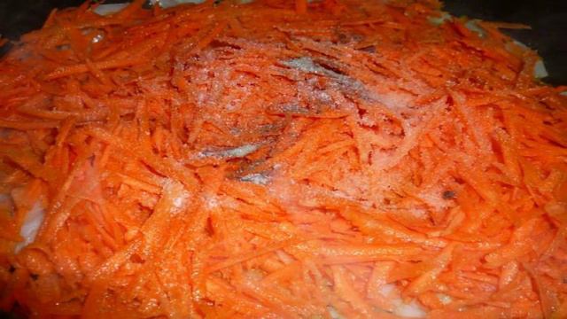 Перловая каша с луком и морковью
