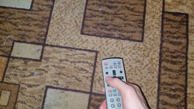 Телевизор, который очень сильно упал, но остался жив - а LCD так могут??? смотреть онлайн