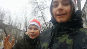 ПОЗДРАВЛЯЕМ КАЖДОГО ЧЕЛОВЕКА С НОВЫМ ГОДОМ🎄🎁🎉 | СПАСАЕМ ЛЮДЕЙ ОТ ПЛОХОГО НАСТРОЕНИЯ😁