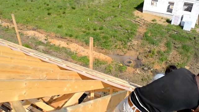 монтаж подкровельной гидроизоляции и обрешетки смотреть онлайн