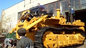 Отгрузка трактора Т-330.AVI