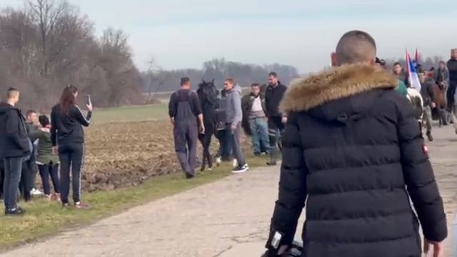 Велика Обарска: Мјештани сјекли бадњак