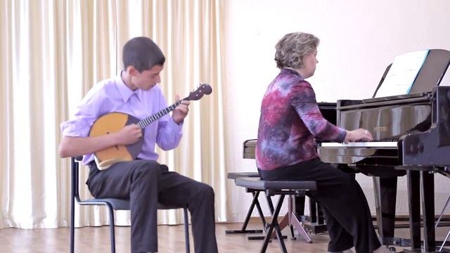 Парафраз на тему укр нар песни =Распрягайтэ, кони, хлопци=, Некрасов Кирилл Вариант 1 смотреть онлайн