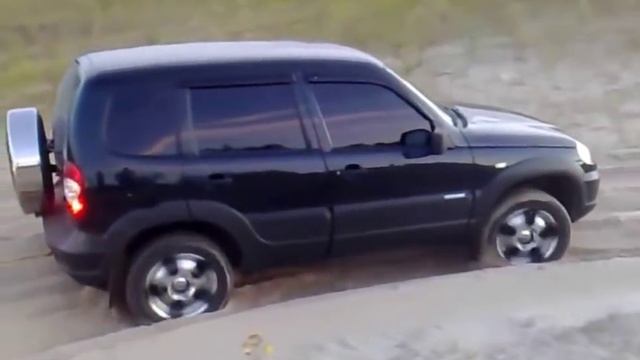 ШНива тянет(Шевроле Нива/Cток) смотреть онлайн