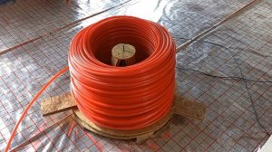 Простой деревянный размотчик тёплых полов.