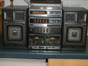 Vintage 1985-86 SONY FH-10W Stereo Cassette Radio Midi Hifi System-ЯПОНИЯ.