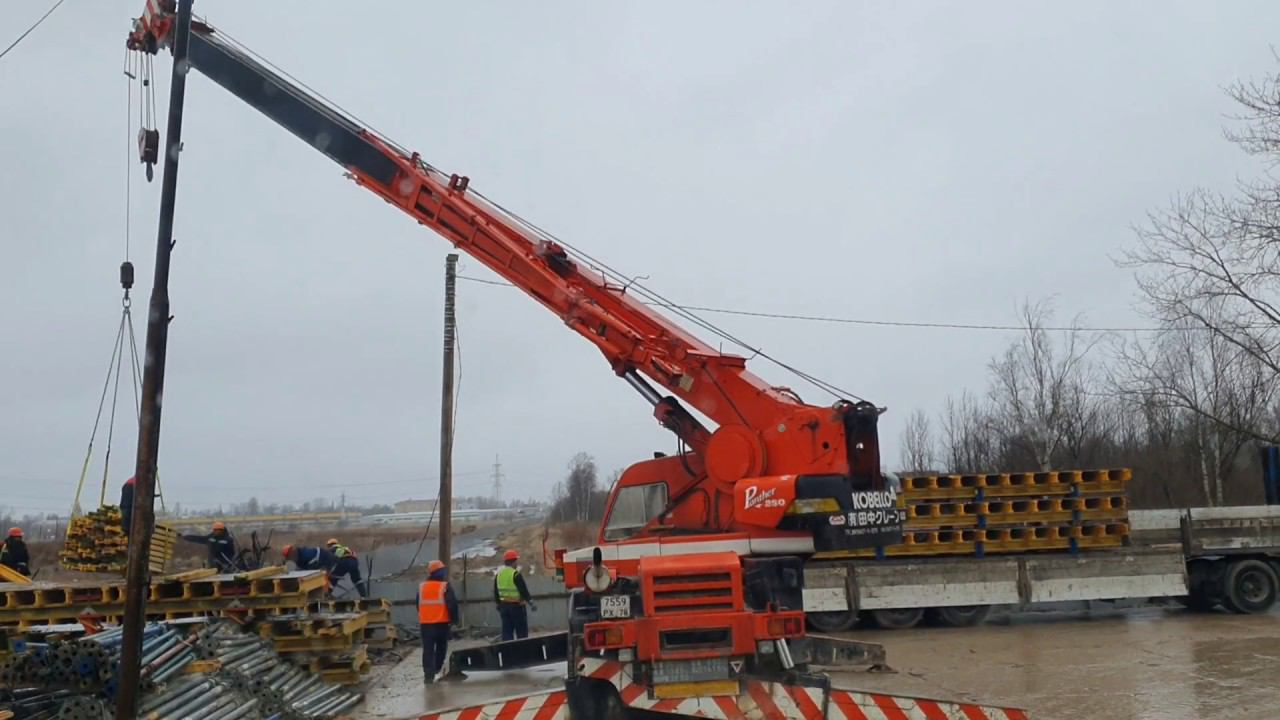 Timelapse.Kobelco Panther250,Volvo Fh12 and Mitsubishi Fuso in work. смотреть онлайн