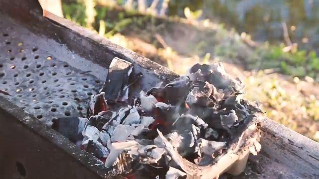 "STARTER" / СТАРТЕР - Древесный березовый уголь Premium класса в УНИКАЛЬНОЙ коробке. смотреть онлайн