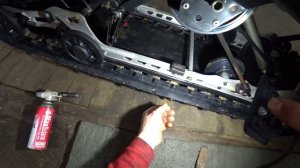 Снегоходы Ski-doo ремонт замена упора торсиона ...