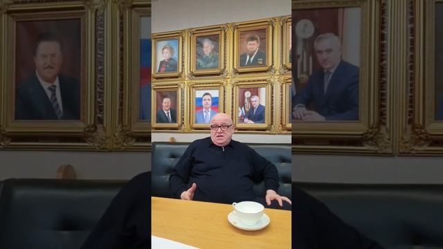 Значение имени Юрий #юрий #юра #мужскиеимена #маркшейман #расшифровкаимени #википедияслов