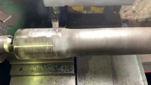 Я починил сломанные зубья задней оси грузовика Isuzu. Восстановление зубьев оси.