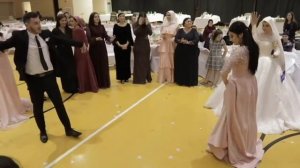 Красивая ЛЕЗГИНКА от Невесты на турецкой свадьбе! Смотреть до конца!