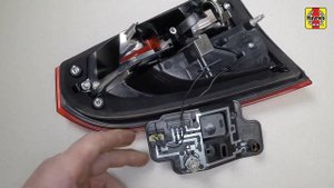 Ford S-MAX and Galaxy (2006 - 2015) - Replace the rear light bulbs