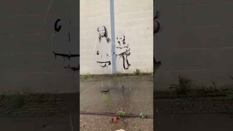 Snapchat AR filter, turns people in videos into characters from Banksy's paintings