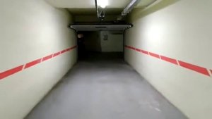 Секционные ворота в паркинге https://vorota-west.ru/