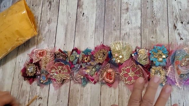 #friendshipfriday @NotTooShabbyChic Boho altered paperclip #AlterePaperclip2023 смотреть онлайн