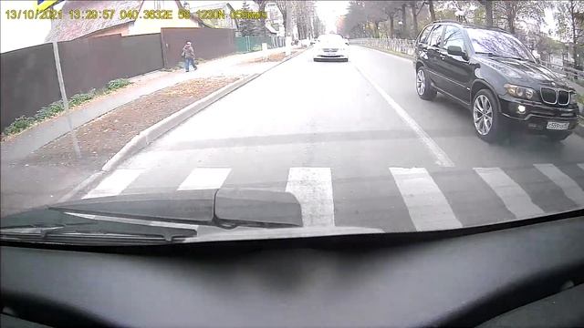 TRENDVISION MR-1000 / ПРИМЕР ДНЕВНОЙ ЗАПИСИ С ЗАДНЕЙ КАМЕРЫ смотреть онлайн