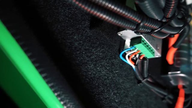 Сколько же сил и денег в этой Волжанке 49 Легенд Фиш смотреть онлайн