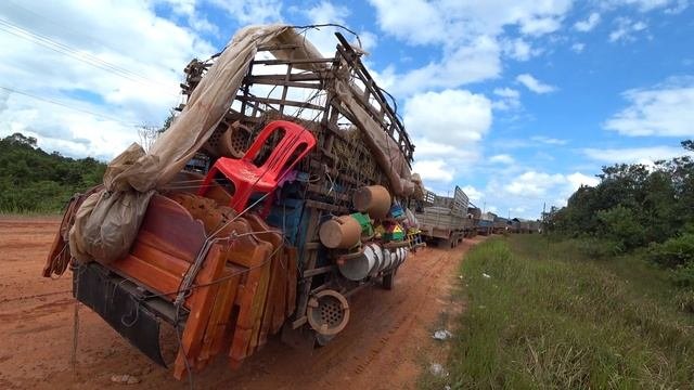 Камбоджа. Дорога из Кох Конга в Сиануквиль. Сезон дождей.
