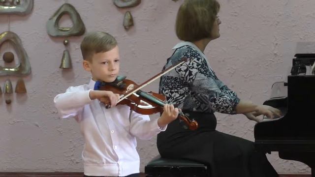 Шпитко Арсений, А.Комаровский "Вперегонки" смотреть онлайн