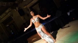 Алла Кушнир (Alla Kushnir dancing to Shik Shak Shok at the Gate , Encino , California)