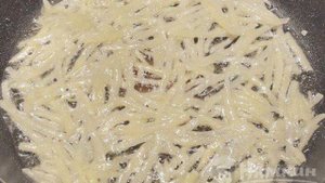 Салат Гнездо глухаря с маринованными шампиньонами