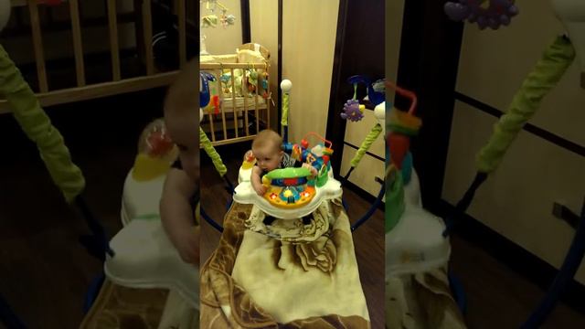Прыгунки Fisher Price