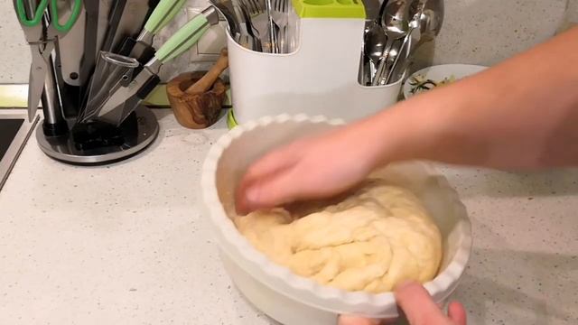 Пирог как в Штолле. Сдобный пирог с капустой.