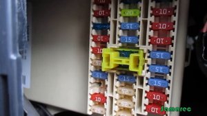 Hyundai i30 Замена ламп освещения салона - штатные VS диодные