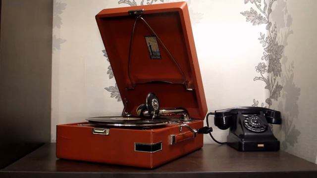 Леонид Утёсов - Джаз болельщик смотреть онлайн