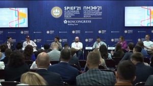 Греф наверное плачет от горя (Даня Милохин съел банан)