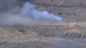 Армения показывает новые кадры обстрелов военной техники Азербайджана