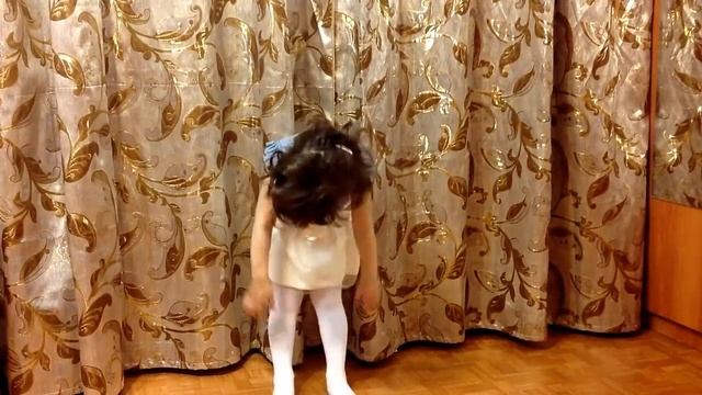 Зарядка для детей! Головами покиваем! смотреть онлайн