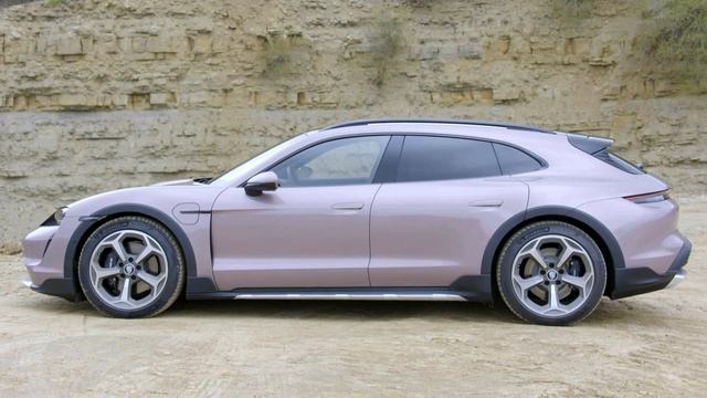 2022 Porsche Taycan 4 Cross Turismo - Detailed Look - Frozen Berry Metallic смотреть онлайн