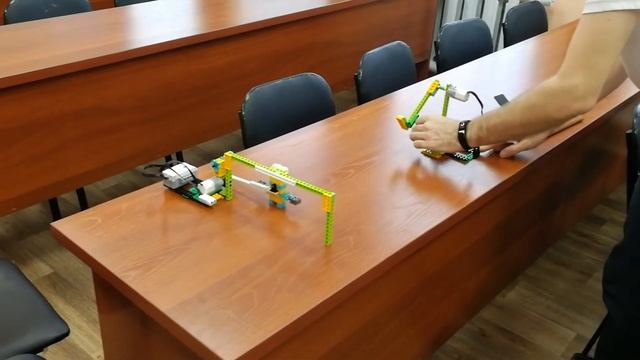 Lego WeDo 2.0 Футболисты смотреть онлайн