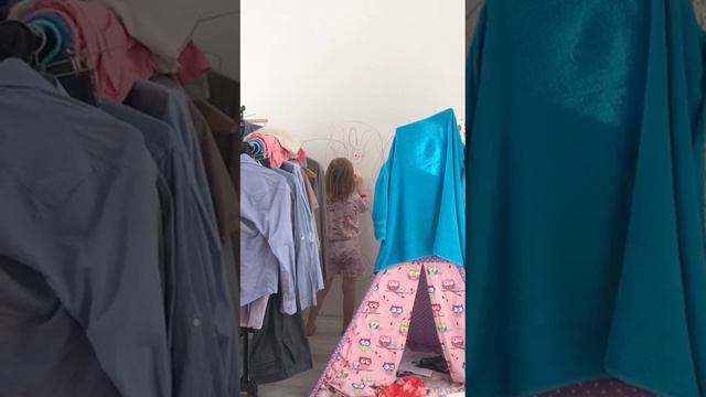 Рисуем дома на стенах смотреть онлайн