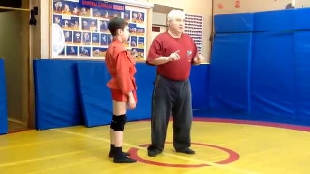 Передняя подножка (детально)