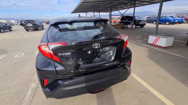 Внедорожники кроссоверы TOYOTA. Авто из Грузии и США. Автопапа Autopapa.  McCar.