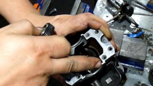 Герметик Victor Reinz and Dirko здесь не спасет или Husqvarna 142 решение проблемы герметичности ЦП