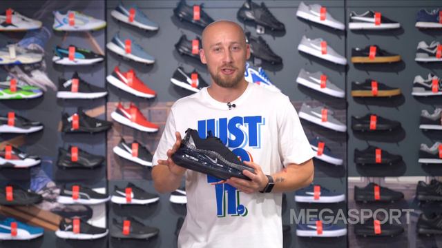 Огляд футуристичних кросівок Nike Air Max MX-720-818 в MEGASPORT смотреть онлайн