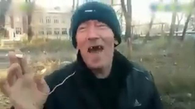 Берем сначало укропу потом кошачью жопу