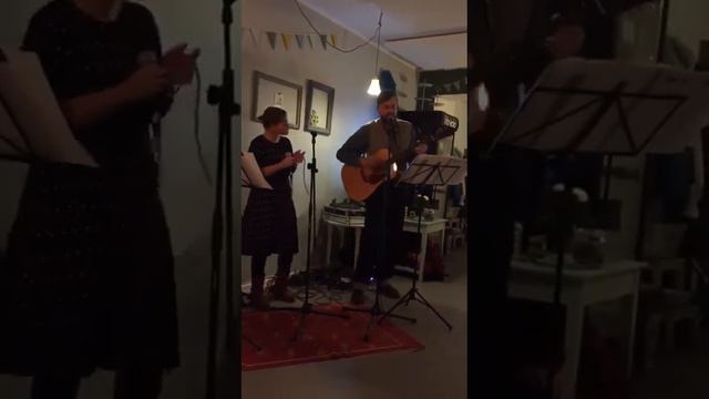 Magnolia Trees (extract) - Singer-Songwriter Indiefolk Köln смотреть онлайн