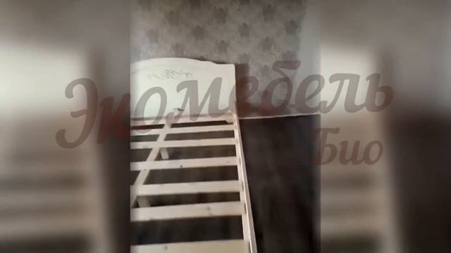 Кровать белая из массива, модель "Токата", и матрас производства компании Экомебель БИО