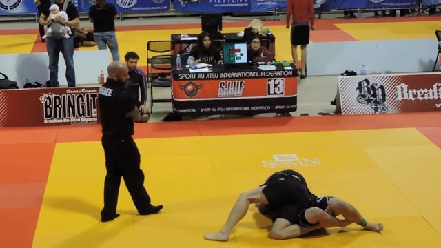 Arthur Garcia(10th Planets San Francisco) vs Dmitrii Vostrikov(GFTeam Russia) смотреть онлайн