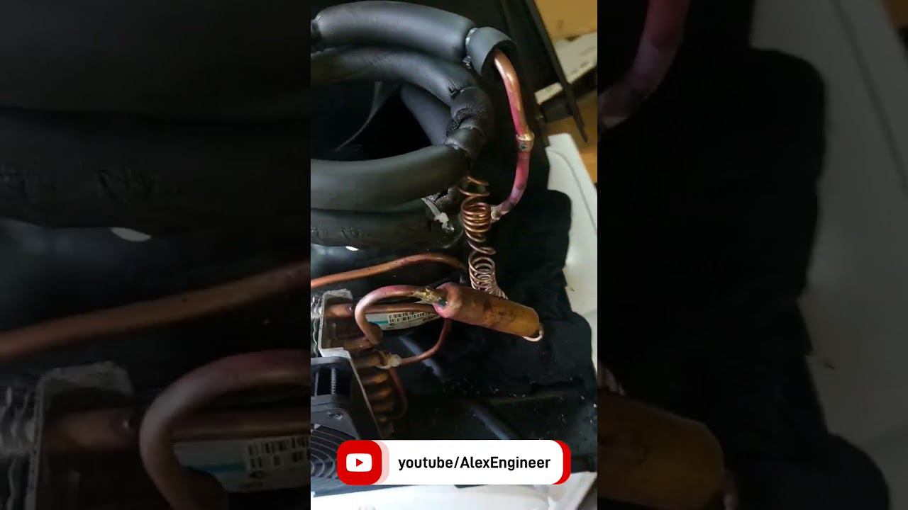 холодильник BMW. как любой бмв он тоже течёт смотреть онлайн